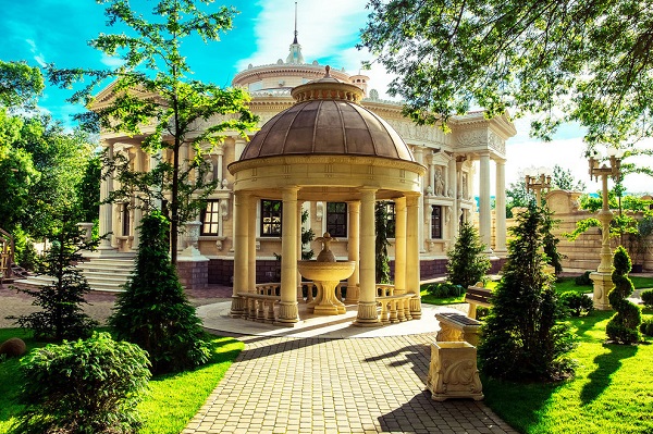 staryj-park-kabardinka