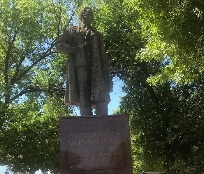 park-gorkogo-v-ejske