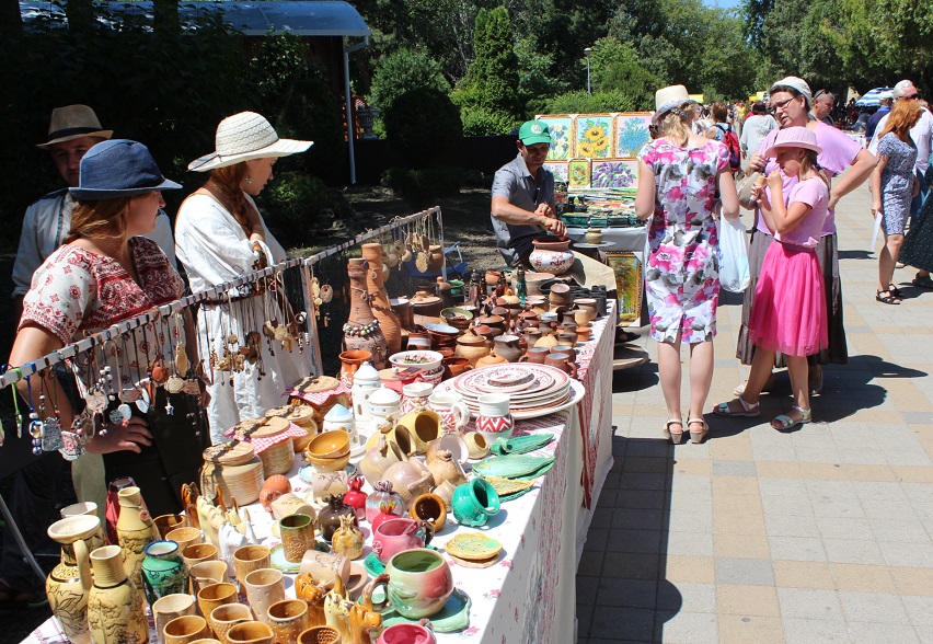 vystavki-v-ejske